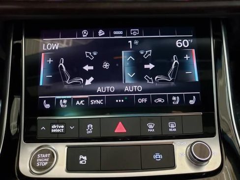 Used 2025 Audi Q8 Premium Plus AWD/4WD image 19