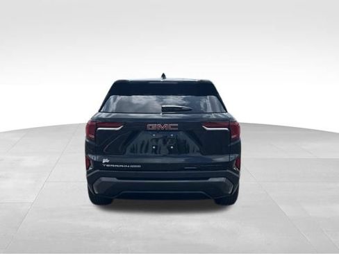 Certified 2026 GMC Terrain Elevation w/ LPO, Floor Liner Package AWD/4WD image 4