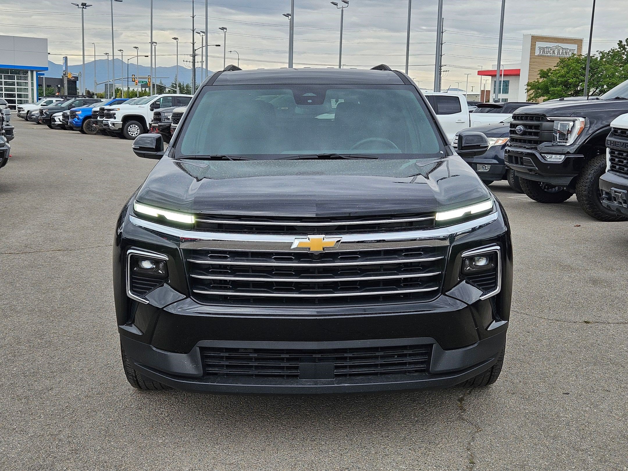 Used 2026 Chevrolet Traverse LT AWD/4WD image 9