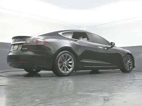 Used 2020 Tesla Model S Performance AWD/4WD image 47