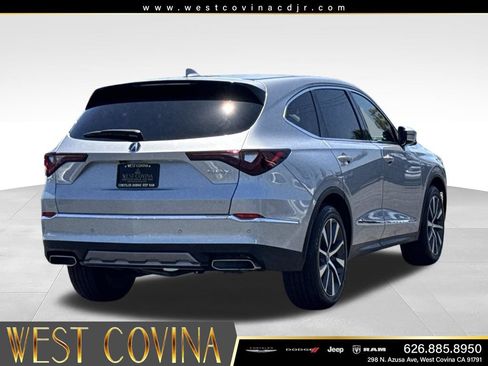 Used 2025 Acura MDX SH-AWD w/ Technology Package image 11