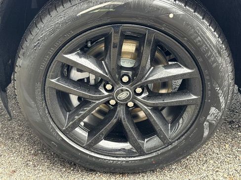 New 2026 Land Rover Discovery Sport Landmark image 10