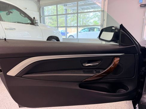 Used 2019 BMW 430i Coupe w/ Convenience Package image 15