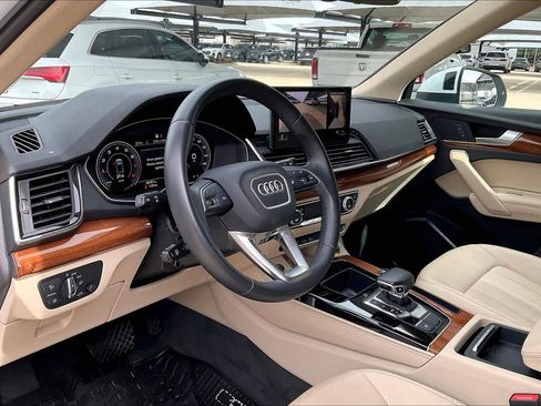 Used 2022 Audi Q5 2.0T Premium Plus image 17