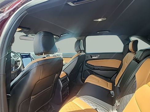 Certified 2024 Ford Edge Titanium w/ Titanium Elite Package AWD/4WD image 19