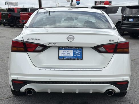Used 2023 Nissan Altima 2.5 SV w/ SV Premium Package FWD image 22