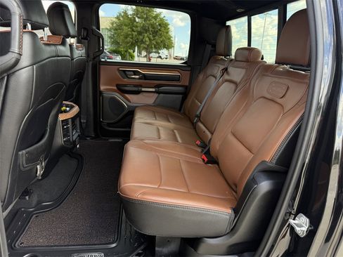 Used 2022 RAM 1500 Limited w/ Body Color Bumper Group image 31