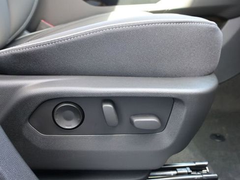 New 2026 Buick Envision Avenir AWD/4WD image 9