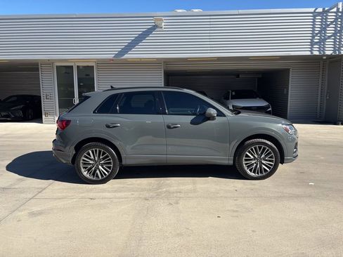 Used 2024 Audi Q3 2.0T Premium Plus image 4