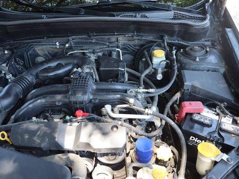 Used 2011 Subaru Forester 2.5X w/ Popular Equipment Group 1A AWD/4WD image 37