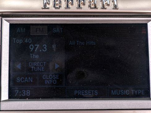 Used 2011 Ferrari California image 42