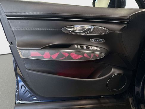 Used 2022 Genesis GV70 3.5T Sport w/ Sport Advanced Package image 17