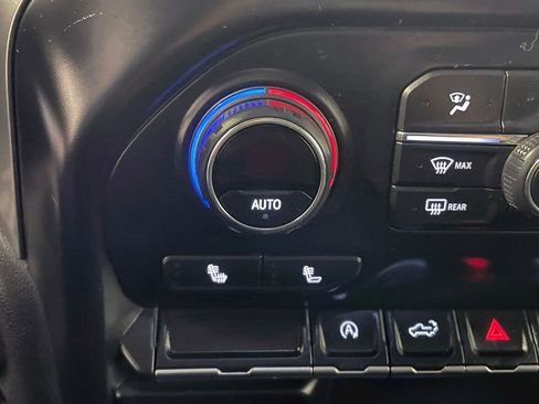 Used 2019 Chevrolet Silverado 1500 LT w/ All-Star Edition image 29