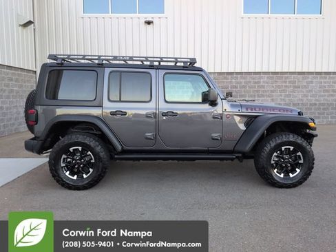 Used 2024 Jeep Wrangler Unlimited Rubicon AWD/4WD image 2