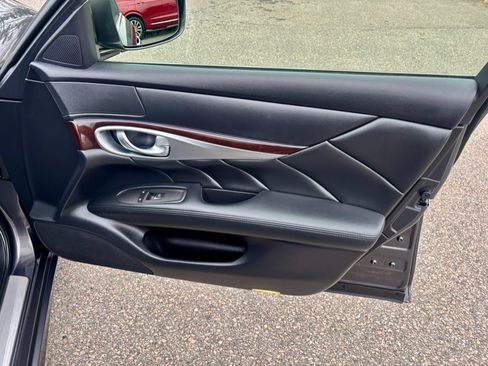 Used 2013 INFINITI M37 x w/ Premium Pkg image 10