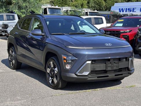 Used 2024 Hyundai Kona SEL AWD/4WD image 5