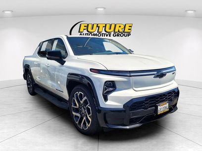 Used 2025 Chevrolet Silverado EV RST