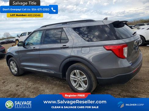 Used 2022 Ford Explorer XLT w/ Equipment Group 202A AWD/4WD image 3