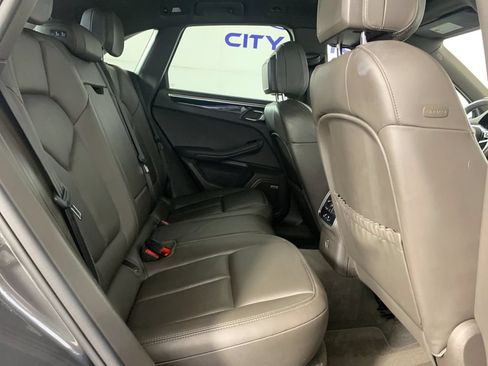 Used 2018 Porsche Macan S AWD/4WD image 38