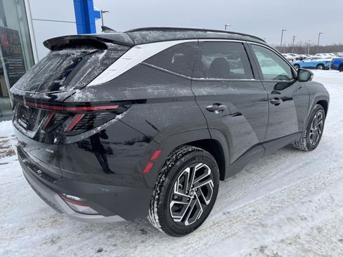 Used 2025 Hyundai Tucson Limited image 7