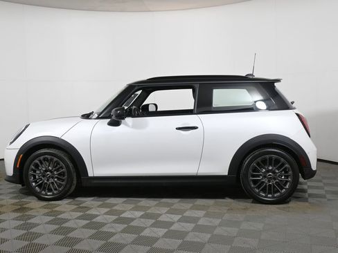 New 2026 MINI Cooper S image 2