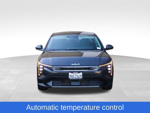Used 2025 Kia K4 EX image 4