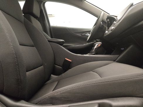 Used 2023 Chevrolet Malibu LT FWD image 21