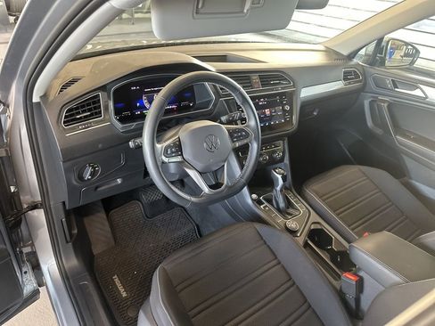 Used 2024 Volkswagen Tiguan S image 10