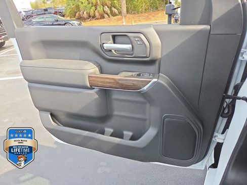 New 2026 GMC Sierra 3500 SLE AWD/4WD image 11