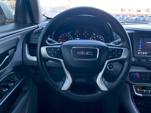 Used 2022 GMC Terrain SLE w/ Driver Convenience Package FWD image 19