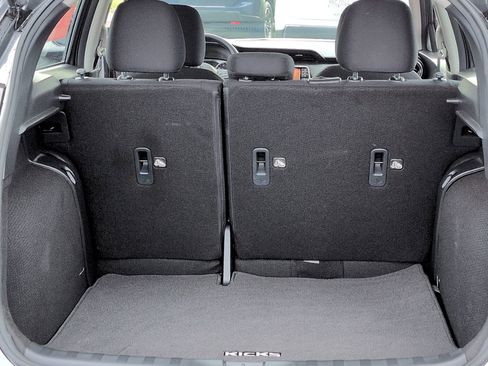 Certified 2025 Nissan Kicks Play S image 20