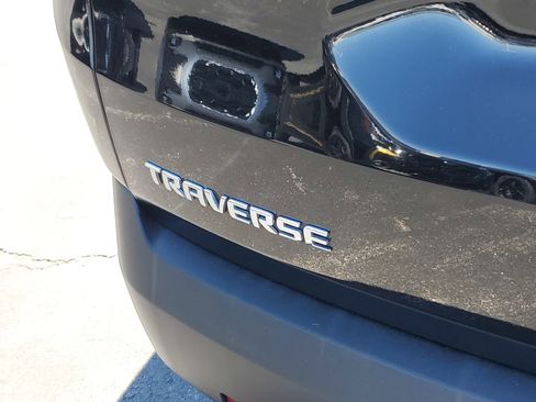 Used 2023 Chevrolet Traverse LT w/ LPO, Floor Liner Package image 6