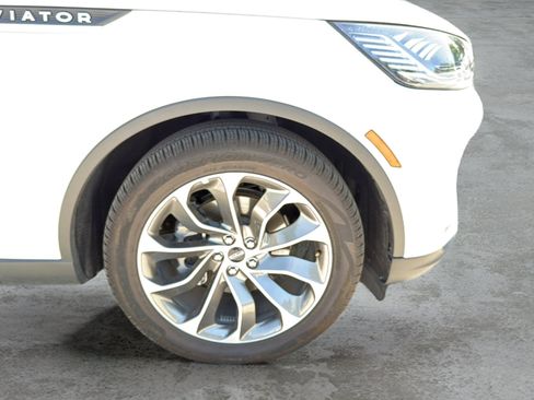 New 2026 Lincoln Aviator 2WD image 26