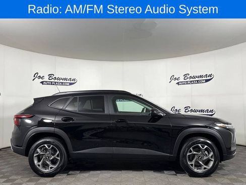 New 2026 Chevrolet Trax LT w/ Driver Confidence Package FWD image 6