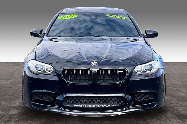 Used 2014 BMW M5 RWD image 3