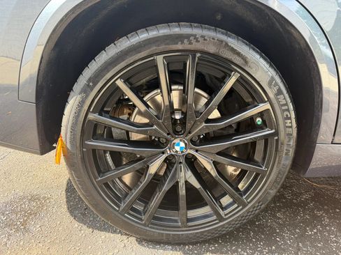 Used 2022 BMW X5 sDrive40i w/ M Sport Package RWD image 36