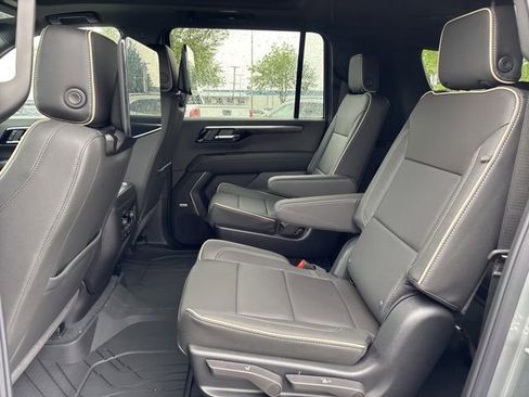 New 2026 Chevrolet Suburban Premier AWD/4WD image 10