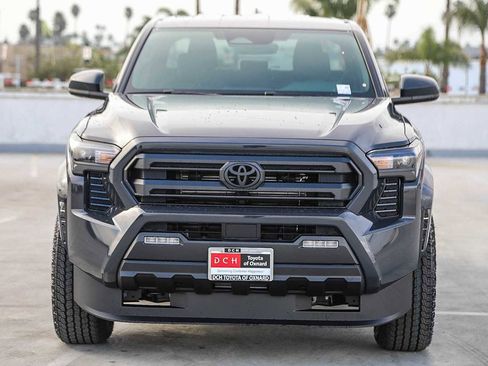 New 2026 Toyota Tacoma SR5 image 3
