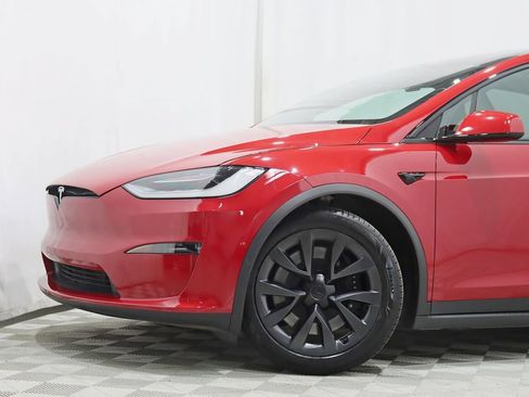 Used 2022 Tesla Model X Plaid AWD/4WD image 2
