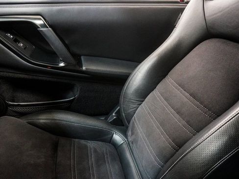 Used 2017 Nissan GT-R Premium AWD/4WD image 41