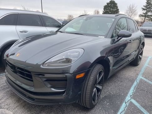 Used 2024 Porsche Macan AWD/4WD image 4