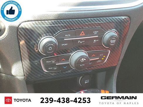 Used 2017 Dodge Charger R/T w/ Plus Group image 31