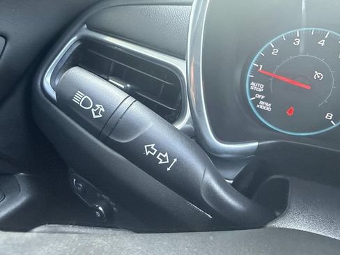 Used 2018 Chevrolet Equinox LT AWD/4WD image 69