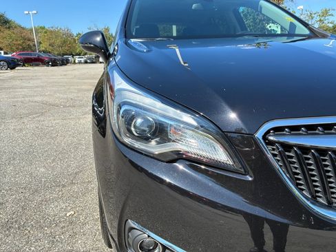 Used 2019 Buick Envision Essence FWD image 24