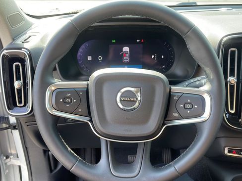Used 2023 Volvo XC40 B5 Ultimate w/ Protection Package Premier AWD/4WD image 21