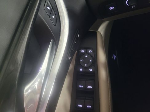 Used 2019 Buick Enclave Premium w/ Experience Buick Package image 27