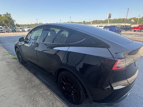 Used 2020 Tesla Model Y Long Range AWD/4WD image 6