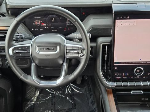 Used 2025 GMC Yukon Denali AWD/4WD image 26