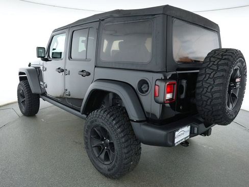 Used 2020 Jeep Wrangler Unlimited Sport S image 6