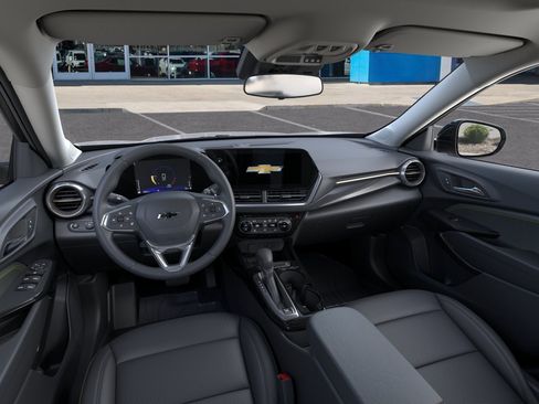 New 2026 Chevrolet Trax ACTIV w/ Sunroof Package FWD image 21